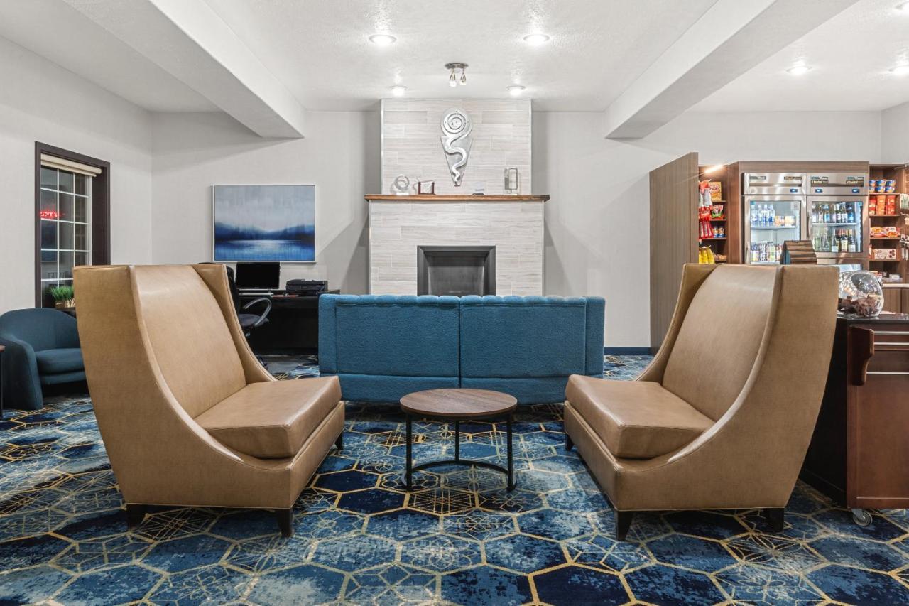 Holiday Inn Express Wenatchee By Ihg Exterior foto